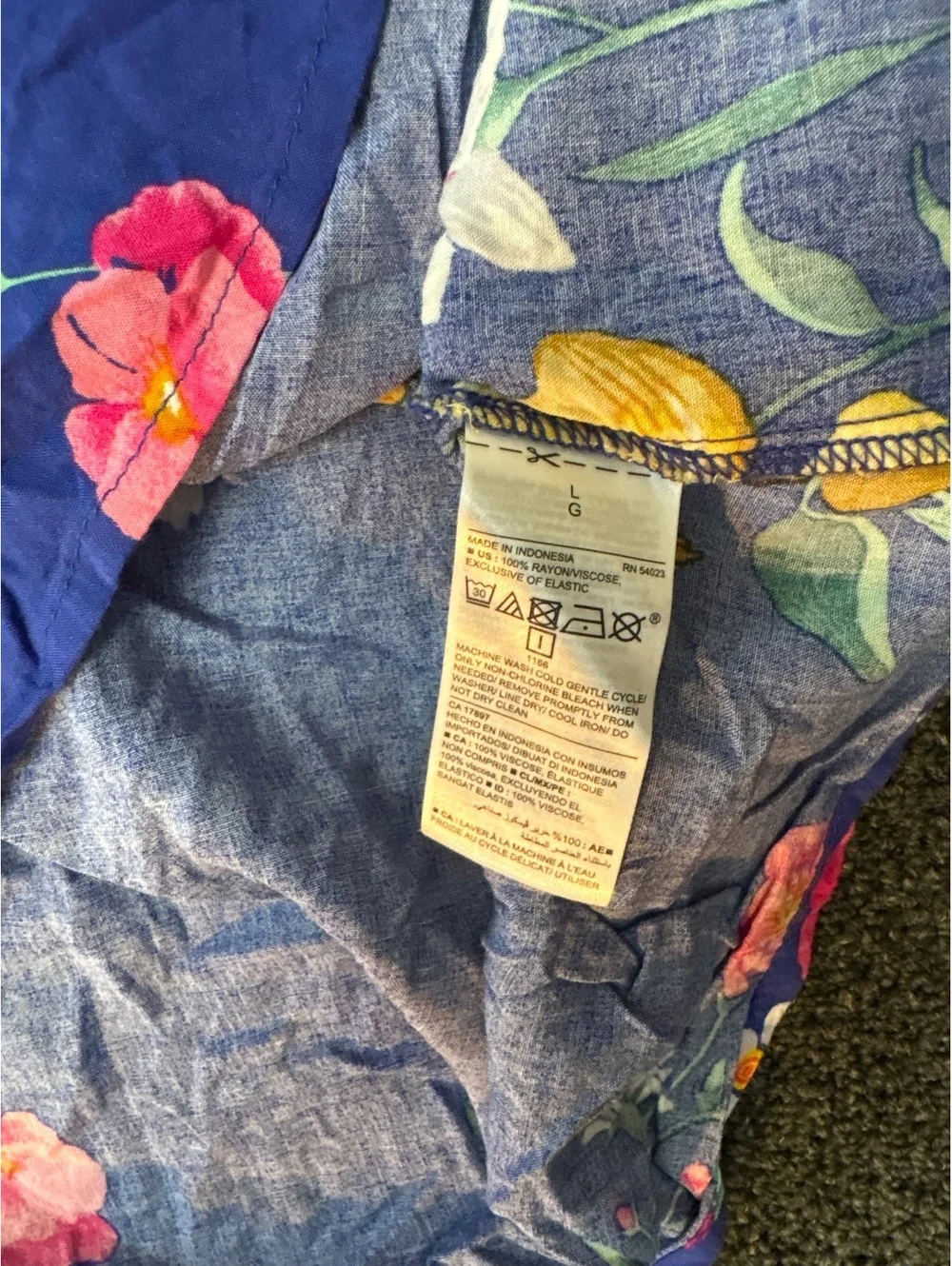 Old Navy Girls Floral Dress Size Large Blue Smocked Flutter Sleeve